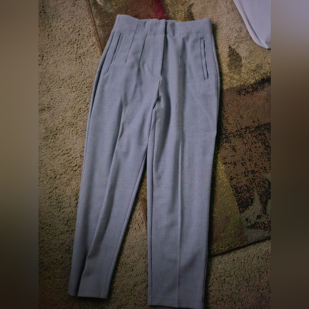 Zara Women's Gray Straight Leg Pants